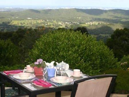 Hillside Country Retreat Bed and Breakfast Gold Coast Esterno foto